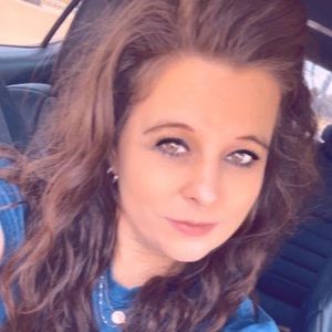 Meet your Posher, Valarie